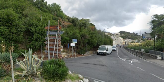 Bacoli: tragico incidente in via Montegrillo, motociclista perde la vita nella notte