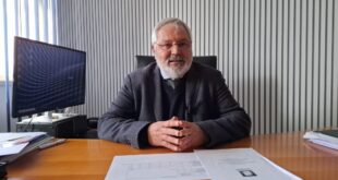 CHIUSURA SCUOLA DI TORREGAVETA INTERVISTA AL SINDACO SALVATORE SCOTTO DI SANTOLO MONTE DI PROCIDA